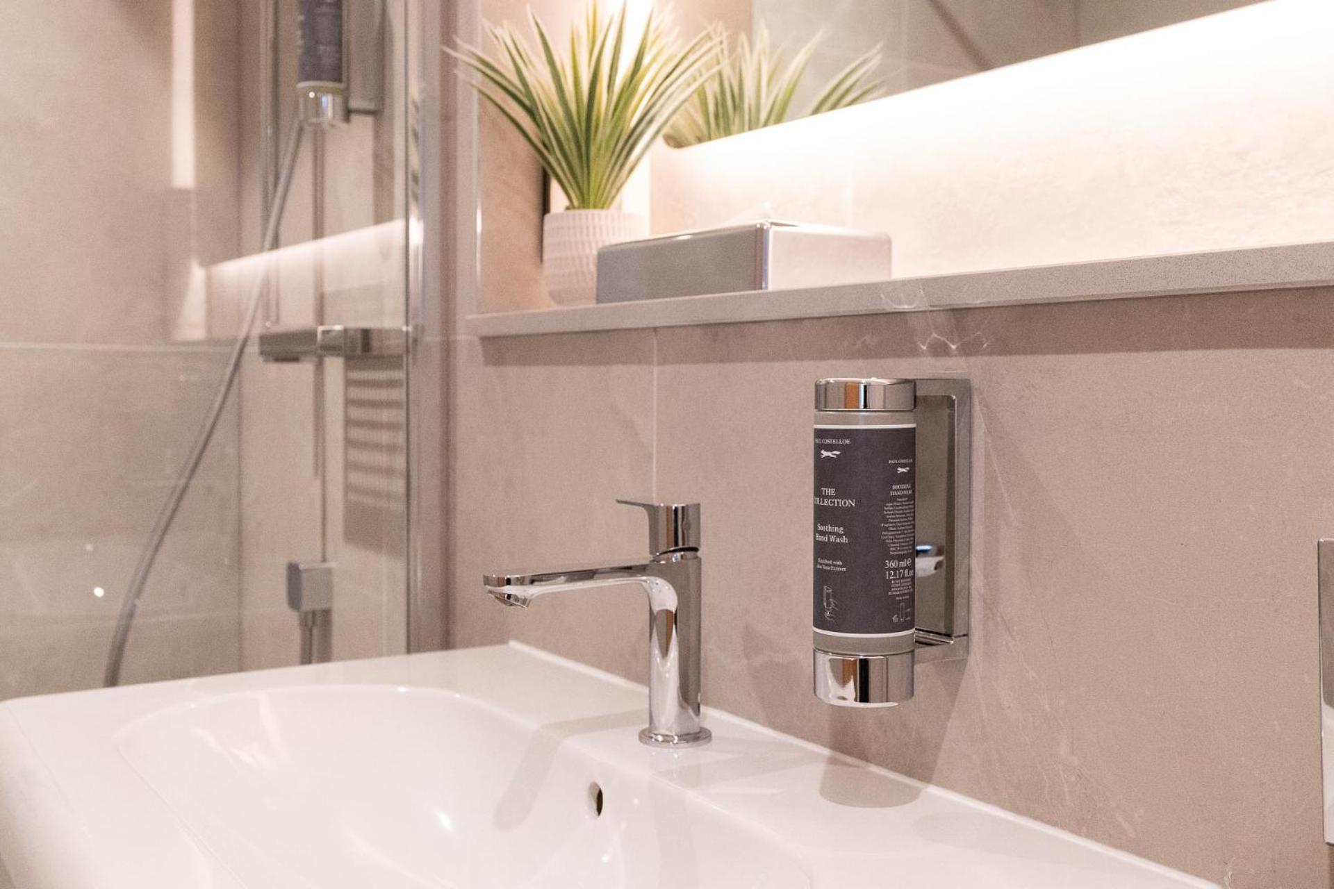 Premier Suites Edinburgh Fountain Court Екстериор снимка